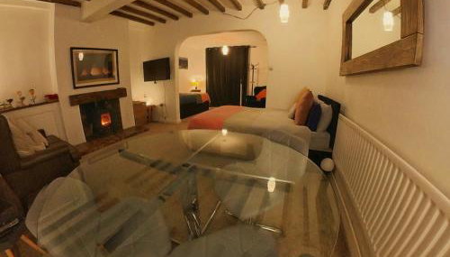 King St Cosy - wood stove & ice maker - Foto 4