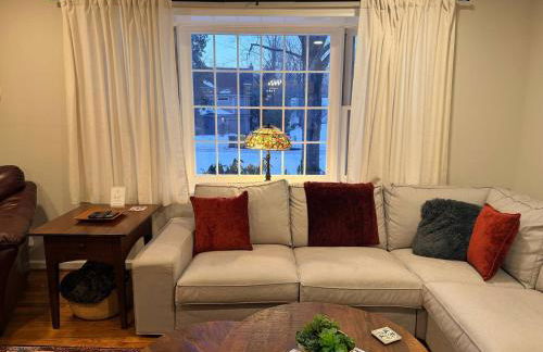 4BR Family Retreat Near Annapolis w Large Yard - Foto 10