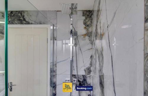 Convenient City Flat By Ace Homes Contractors Accommodation Leeds With Free Parking - Photo 9
