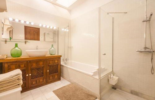 PENTHOUSE IN RESTORED c19TH HOME - Foto 19