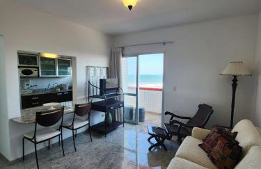 APTO PÉ na AREIA com Piscina - Centro Itanhaem - Foto 3