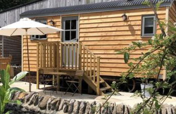 Digby's Hut - Photo 1