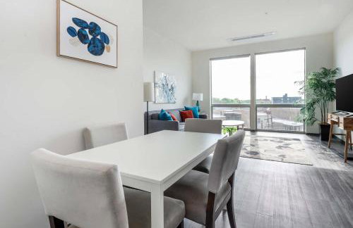 1BR City Loft With Modern Glass Views - Foto 7