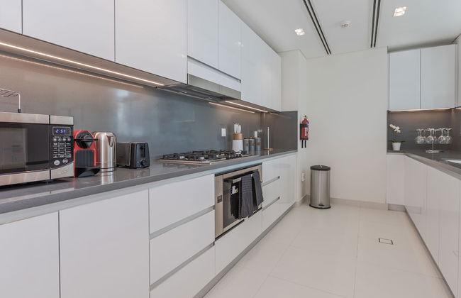 FAM Living - Mada Residences Downtown - Photo 17