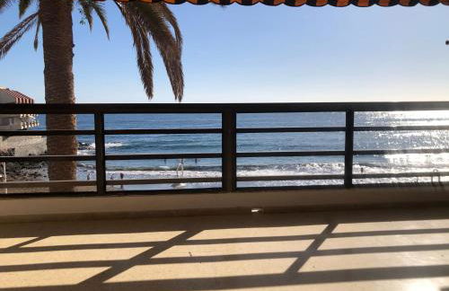 Espectacular en primera línea de la playa - Foto 6