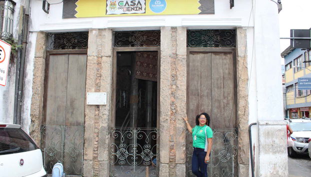 Visit the famous Casa do Benin