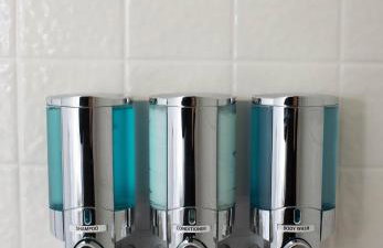 Entire house New Reno w AC Pet friendly gated back - Foto 13