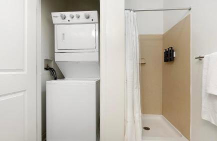 Landing Beautiful 2BD Gym Pool - Foto 17