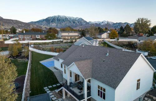 Luxe Family Retreat with Private Pickleball a Large Swim Spa indoor Movie Theatre 2 Outdoor Firepits a Home Gym and more - Foto 45