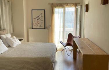 Sea View Serenity 3BR Home near Beach & Town - Photo 2