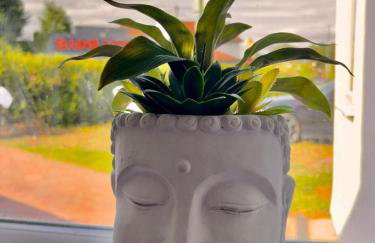 #56 4-Bedroom House Near Shops with Free Parking - Foto 31