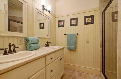 Cashiers Lux Mountain Home - Large Fire Pit - Foto 19