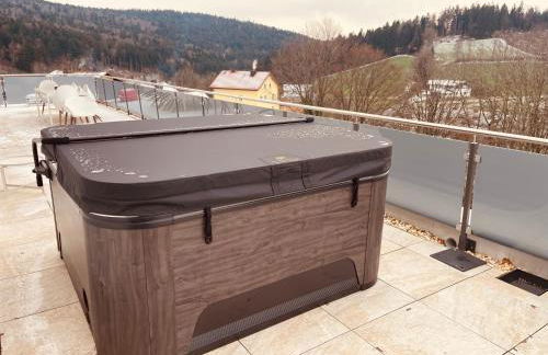 Exklusives Penthouse mit Whirlpool, Panoramaterrasse, Kino & Tischfußball für bis zu 8 Personen - Foto 38