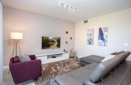 Four Bedroom Close to Disney w Screened Pool Storeylake 4910 - Foto 32