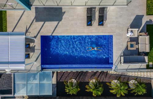 Villa Boa Nova Branca by LovelyStay - Foto 1