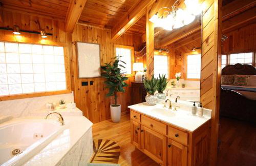Haus in the Heart of Helen - Vacation Suites - Foto 15