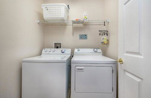 The Oasis - Photo 29