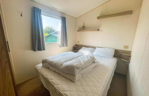 Homely 8 Berth Caravan In Essex, At Steeple Bay Ref 36046E - Foto 5