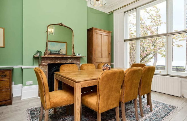 The Earl's Court Hideout - Lovely 4bdr House With Garden - Foto 23