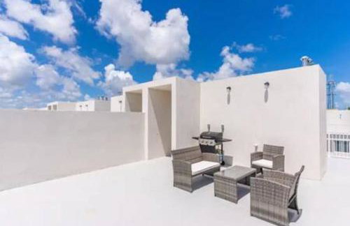 25893 Sw 144 CT · 3 Bed 2.5 Bath Townhome Rooftop 1 Parking Spot - Foto 15