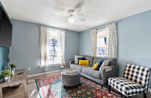 Mins To Dwntwn & Arena Backyard BBQ King Bed - Foto 9