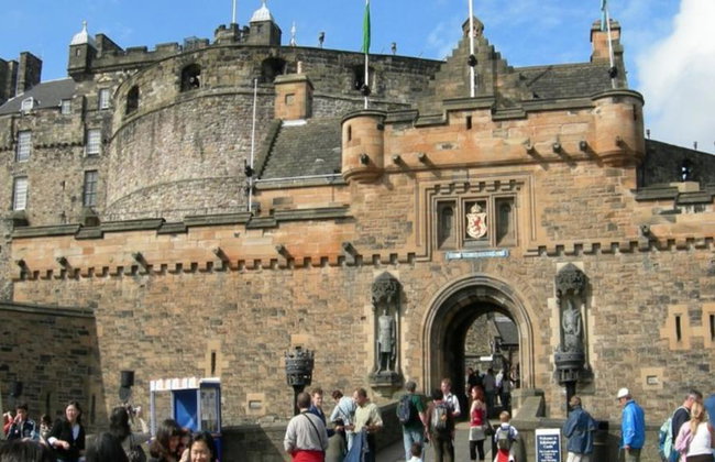 Vox City: Edinburgh Self-Guided Discovery Tour - Photo 3