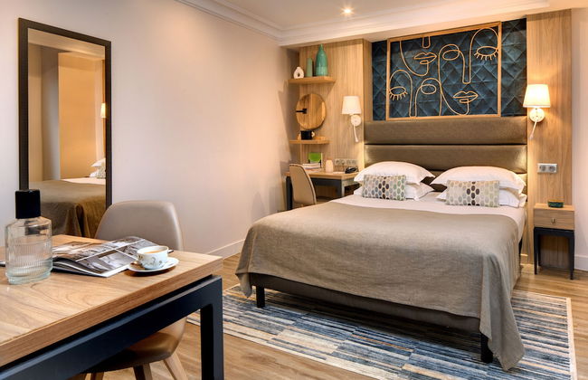 Serotel Suites - Photo 9