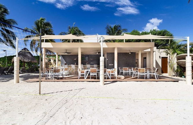 The Elements Oceanfront & Beachside Condo Hotel - Foto 66