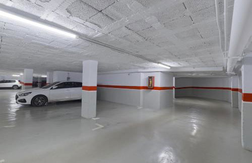 New apartment in the city center 3beds, 2baths & parking - Photo 24