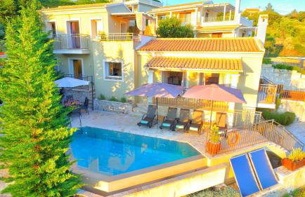 The Cassius Hill House - Photo 5