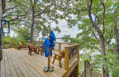 Private Hot Tub and Dock Lakefront Grove Retreat! - Foto 19