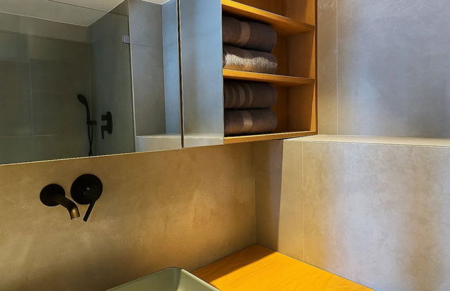 LBA Haifa - Photo 21