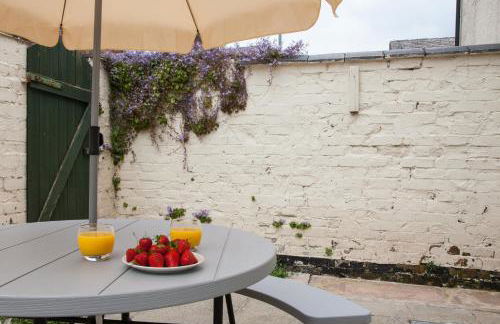 Entire Modern Home in Manchester and Near Peak District - Foto 16