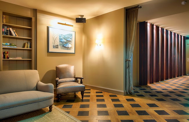 Mondrian Suites Berlin Checkpoint Charlie - Photo 3