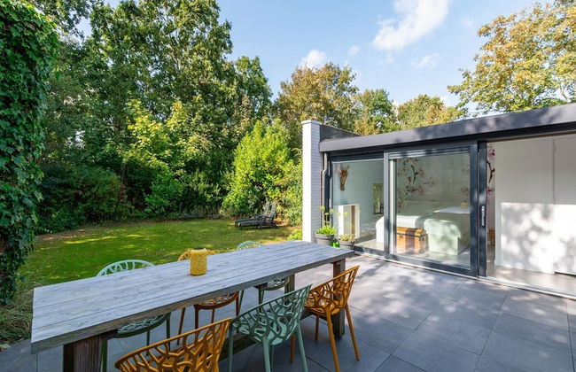 Radiant Bungalow With Patio at Duinland - Foto 32