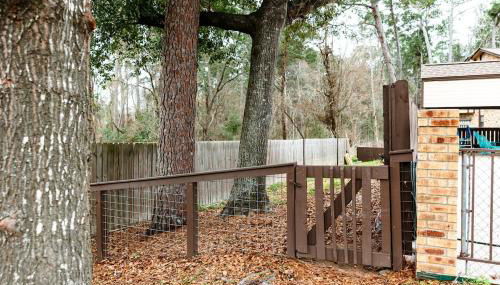 Rest Easy Retreat - 2BR Near SHSU - Pool - WiFi - Free Parking - Foto 2