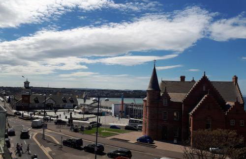 Peninsula Penthouse Apartment Portrush Town Centre - Foto 3