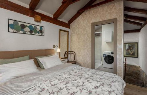 Cozy Home In Veli Dol With Jacuzzi - Foto 19