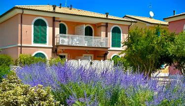 Conero Casa - Marcelli di Numana in Piazzale Eolie 6 con Parcheggio Esclusivo - Foto 1, Garden view
