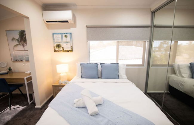 Rosewood Rustic Refuge Pool Outdoor Dining Backyard - Foto 51