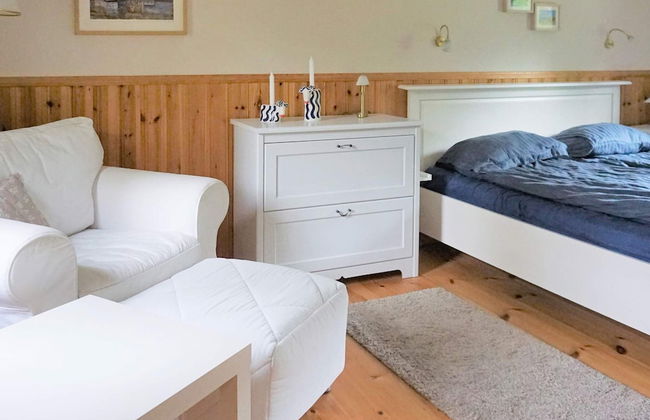 5 Person Holiday Home in Knared - Foto 3