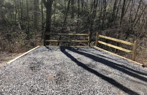 Glenna - Historic Cabin in the Florence Preserve - Foto 35