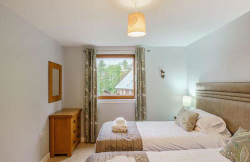 Lord Galloway 35 with Hot Tub - Photo 29