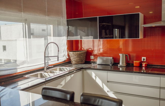 Pool Cinema Villa by Vacationy - Foto 72