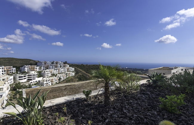 Great Penthouse Near Beach - Photo 18