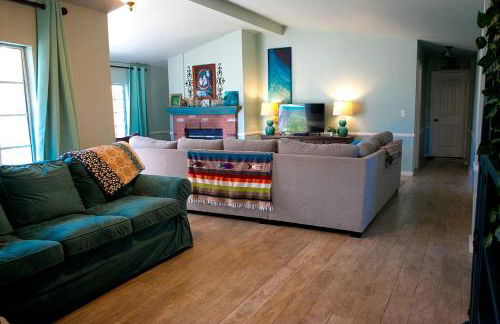 Pet Friendly Fantastic Secluded Cottage with Hot-tub in Rainbow, California - Foto 14