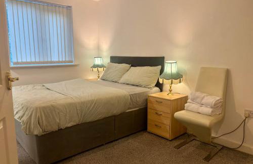 2 Bed Apartment-Sleeps 5-Free Parking - Foto 15