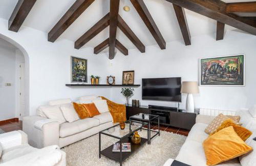 Urb Villa with pool by Costarentals- Ref 139 - Photo 6