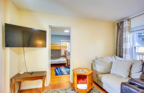 Riverfront Apt with Fire Pit and Yard in Millers Falls - Foto 6