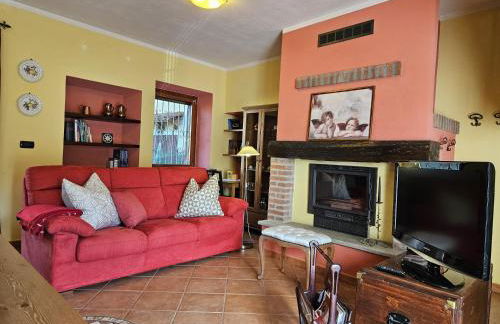 La casa rossa nel Monferrato a Moncucco Torinese - Foto 21